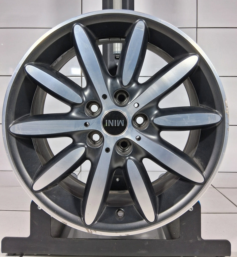 1x Alufelge 17 Zoll 7.0" 5x112 54ET Glanz Silber 6855112 Mini F57 F56 F55 FEL7748045132fy