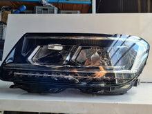 Laden Sie das Bild in den Galerie-Viewer, Frontscheinwerfer VW Tiguan 030110123112 5NB941035D LED Links Headlight