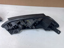 Load image into Gallery viewer, Frontscheinwerfer Hyundai Kona 92208-J90 Links Scheinwerfer Headlight