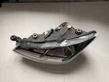 Load image into Gallery viewer, Frontscheinwerfer Seat Arona 6F1941005D Halogen Rechts Scheinwerfer Headlight