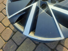 Load image into Gallery viewer, 1x Alufelge 19 Zoll 8.0&quot; 5x112 44ET 3V0601025BA Skoda Superb Rim Wheel