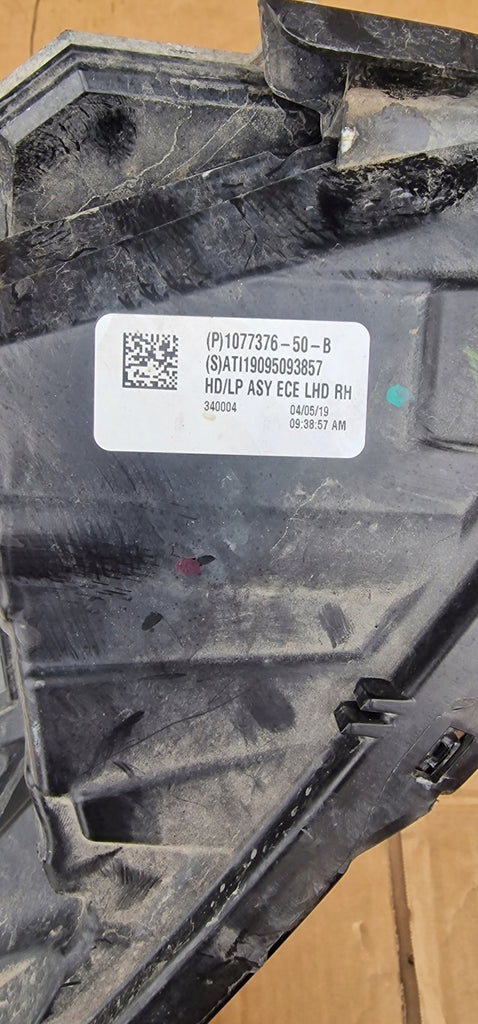 Frontscheinwerfer Tesla 3 1077376-50-B Rechts Scheinwerfer Headlight