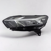 Laden Sie das Bild in den Galerie-Viewer, Frontscheinwerfer Dacia Sandero III 260607219 FULL LED Links Headlight