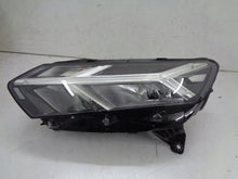 Laden Sie das Bild in den Galerie-Viewer, Frontscheinwerfer Dacia Sandero III 260607219 FULL LED Links Headlight