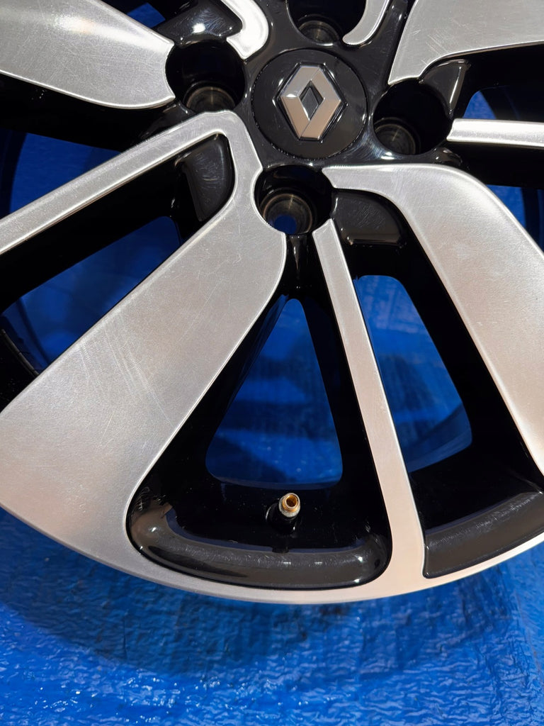 1x Alufelge 17 Zoll 7.0" 4x100 403007138R 403008014R 403009307R Renault