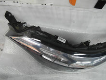 Laden Sie das Bild in den Galerie-Viewer, Frontscheinwerfer Toyota Chr 81150F418000 Full LED Links Scheinwerfer Headlight SCH7817340927og