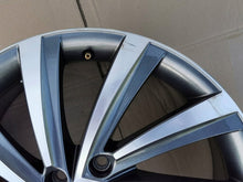 Laden Sie das Bild in den Galerie-Viewer, 1x Alufelge 18 Zoll 5E3601025H Skoda Octavia 5e3 Iv Rim Wheel FEL9709041580qn