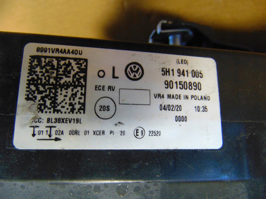 Frontscheinwerfer VW Golf VIII 5H1941005 LED Ein Stück (Rechts oder Links) SCH4622743339qd