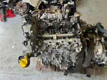 Laden Sie das Bild in den Galerie-Viewer, Motor Renault E-Tech H5FB601 25TKm 2023 Benzin Engine Unkomplett MOT3444346840rw