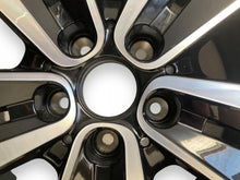 Load image into Gallery viewer, 1x Alufelge 17 Zoll 7.0&quot; 5x114.3 43ET A4204010700 Mercedes-Benz Citan Rim Wheel