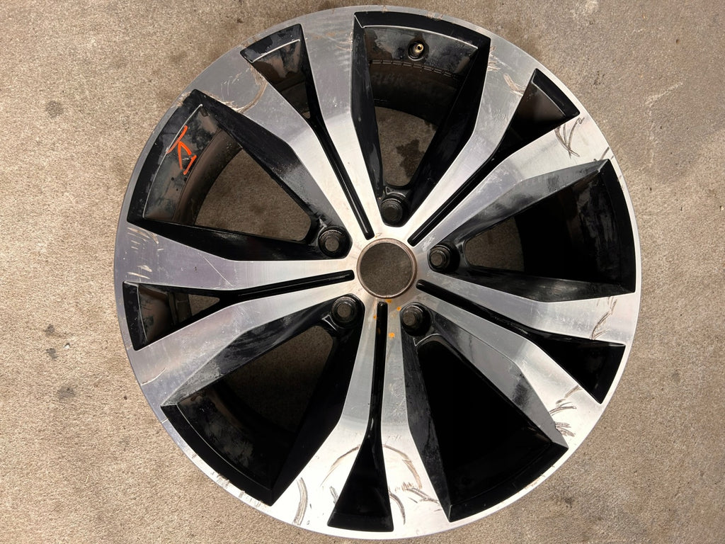 1x Alufelge 20 Zoll 9.0" 5x130 Glanz Schwarz 7P6601025AL VW Touareg Rim Wheel FEL7703681222gr