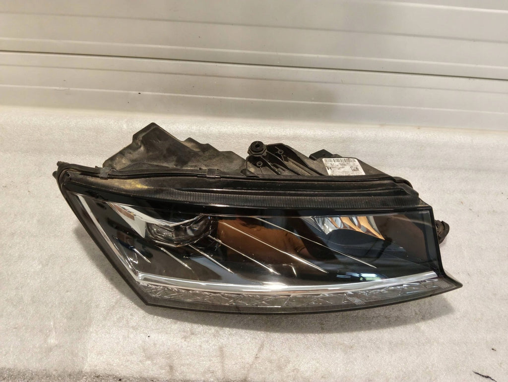 Frontscheinwerfer Skoda Fabia III 6V1941016F Rechts Scheinwerfer Headlight SCH9878787408xe