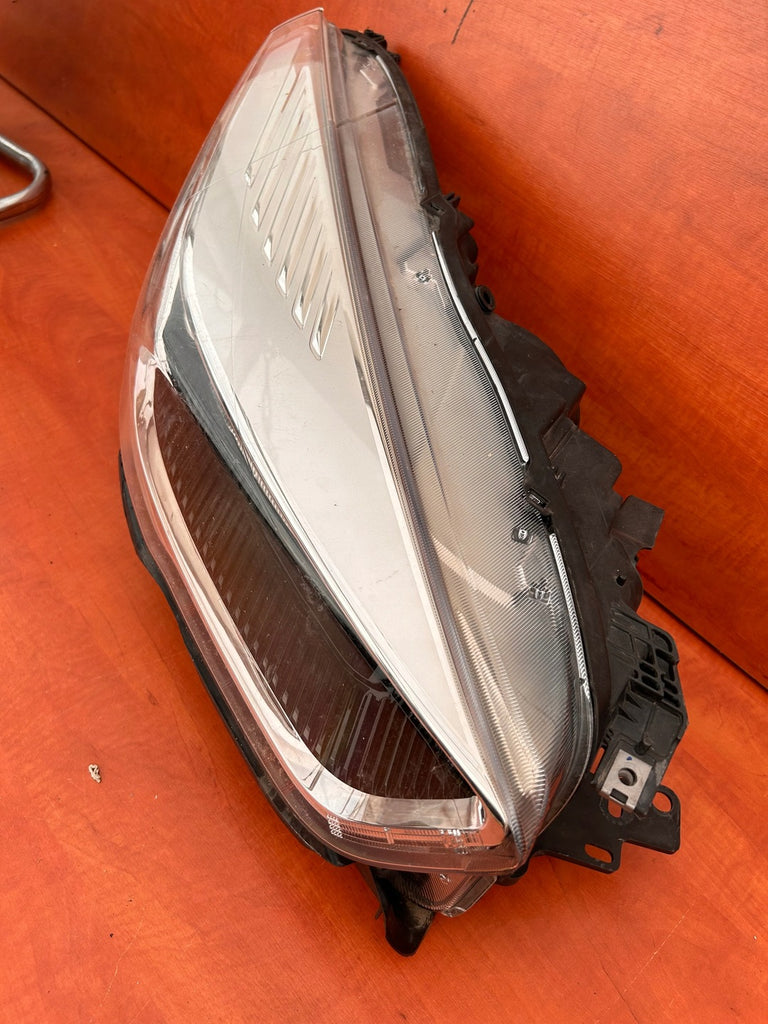 Frontscheinwerfer Ford Kuga 90156297 Rechts Scheinwerfer Headlight