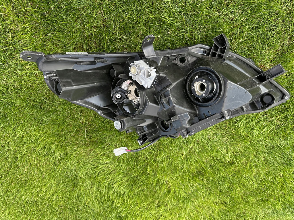 Frontscheinwerfer Toyota Corolla Verso 81070-0F101-00 Xenon Links Headlight SCH9121975516mv