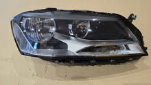 Laden Sie das Bild in den Galerie-Viewer, Frontscheinwerfer VW Passat B7 3AB941006 FALSE Scheinwerfer Headlight SCH2245279581gk