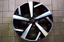 Load image into Gallery viewer, 1x Alufelge 19 Zoll 7.0&quot; 5x114.3 40ET Glanz Schwarz HV05A Nissan X-Trail Qashqai