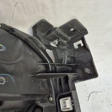 Laden Sie das Bild in den Galerie-Viewer, Frontscheinwerfer Mazda 2 Dj D09K-51040 Links Scheinwerfer Headlight SCH8874252085hp