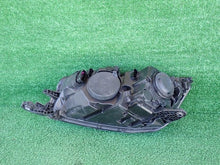 Laden Sie das Bild in den Galerie-Viewer, Frontscheinwerfer Skoda Fabia III Rechts Scheinwerfer Headlight SCH2019558811wi