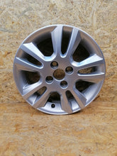 Load image into Gallery viewer, 1x Alufelge 15 Zoll 4.5" 4x100 35ET PW457-0H007 Toyota Aygo Rim Wheel FEL5827050455ws