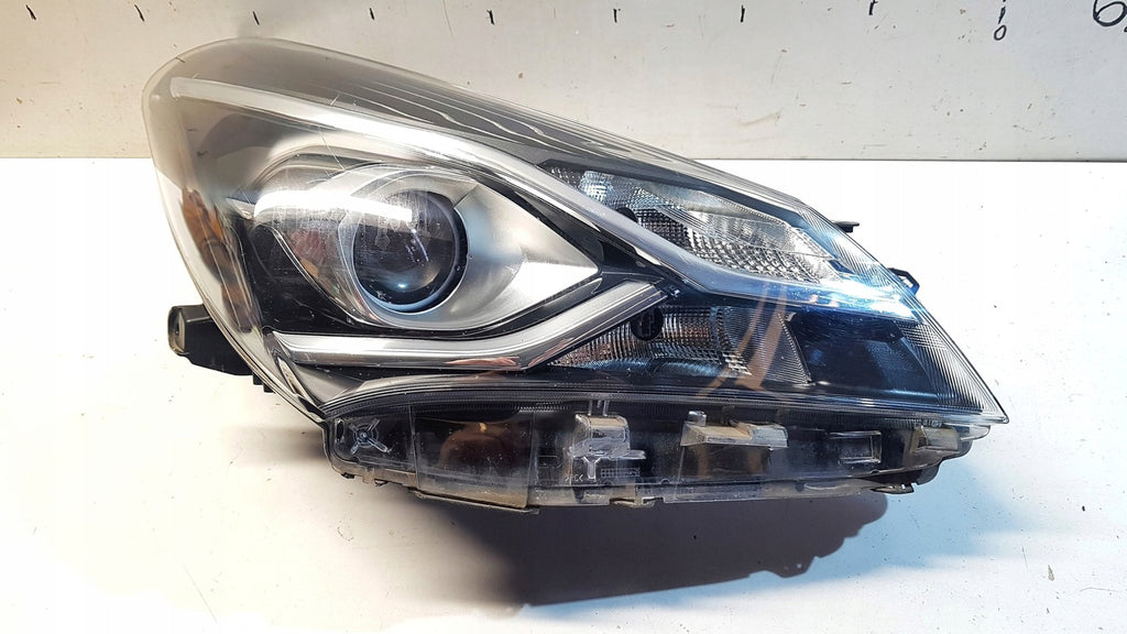 Frontscheinwerfer Toyota Yaris Rechts Scheinwerfer Headlight SCH7722837504oa