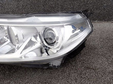 Laden Sie das Bild in den Galerie-Viewer, Frontscheinwerfer Suzuki Vitara III 100-18097 Links Scheinwerfer Headlight