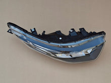 Laden Sie das Bild in den Galerie-Viewer, Frontscheinwerfer Iveco Daily IV 5802711799 LED Rechts Scheinwerfer Headlight SCH8213085163wk