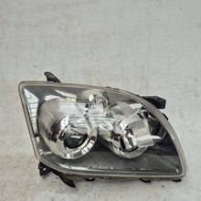 Laden Sie das Bild in den Galerie-Viewer, Frontscheinwerfer Toyota Avensis Xenon Rechts Scheinwerfer Headlight SCH4546944813se