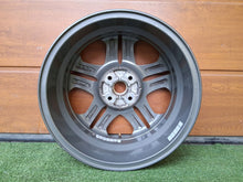 Load image into Gallery viewer, 1x Alufelge 16 Zoll 6.0" 4x100 50ET Glanz Graphit 52910-C8700 Hyundai I20 II Mg FEL3248553025zu