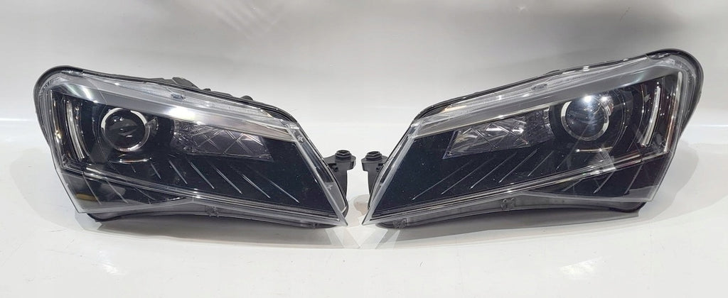 Frontscheinwerfer Skoda Superb III 3V1941015A 3V1941016A Xenon Rechts oder Links