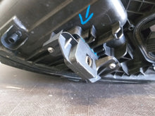 Laden Sie das Bild in den Galerie-Viewer, Frontscheinwerfer Mercedes-Benz Eqb A2439069000 Full LED Rechts Headlight SCH4451472320oo