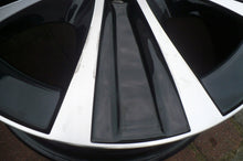 Load image into Gallery viewer, 1x Alufelge 18 Zoll 8.0&quot; 5x112 43ET Glanz Schwarz A2134013700 Mercedes-Benz W213