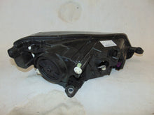 Laden Sie das Bild in den Galerie-Viewer, Frontscheinwerfer Skoda Superb III 3V1941015B Xenon Links Scheinwerfer Headlight