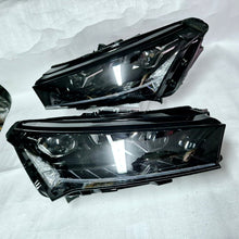 Load image into Gallery viewer, Frontscheinwerfer Skoda 5LB941015B 5LB941016B Full LED Rechts oder Links