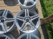 Laden Sie das Bild in den Galerie-Viewer, 4x Alufelge 17 Zoll 7.0" 5x112 44 5ET Glanz Silber KBA49955 Mercedes-Benz Gla FEL3504690375bi