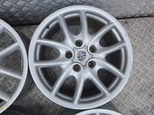 Load image into Gallery viewer, 4x Alufelge 19 Zoll 9.0" 5x130 60ET 7L5601025B Porsche Cayenne Rim Wheel FEL7547127201vs