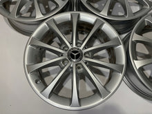 Laden Sie das Bild in den Galerie-Viewer, 4x Alufelge 17 Zoll 6.5" 5x112 44ET Glanz Silber A1774010300 Mercedes-Benz FEL8802136106eb