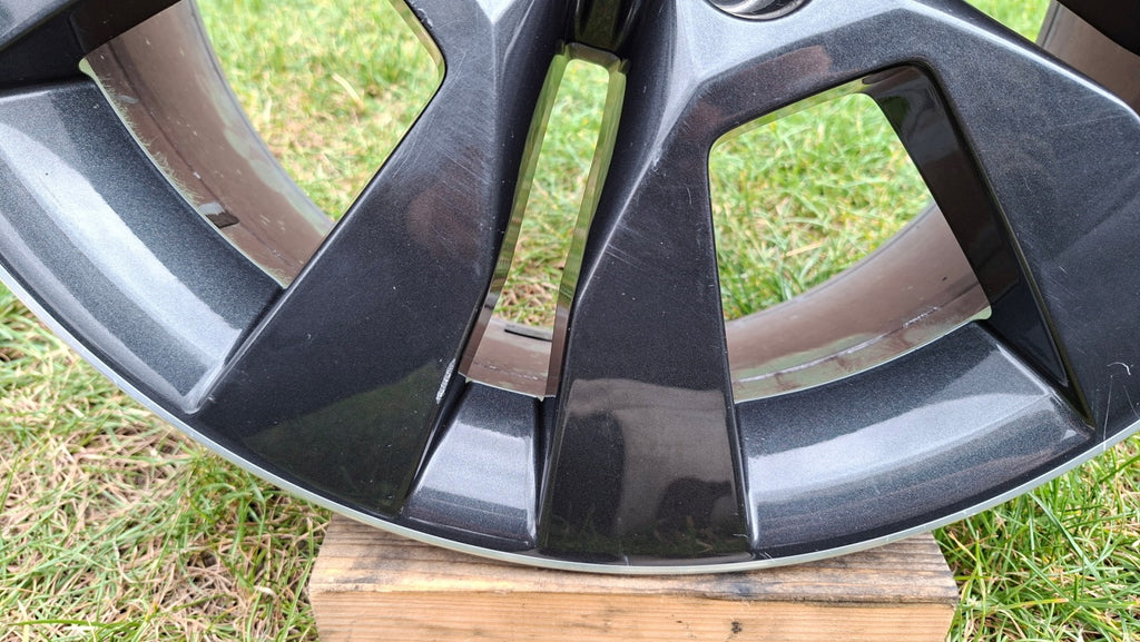1x Alufelge 17 Zoll 7.0" 5x112 45ET Glanz Schwarz 5L0601025S Skoda Yeti FEL1146158921zs
