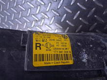 Load image into Gallery viewer, Frontscheinwerfer VW Touran 1T1941005B Ein Satz Scheinwerfer Headlight SCH3838207536ar