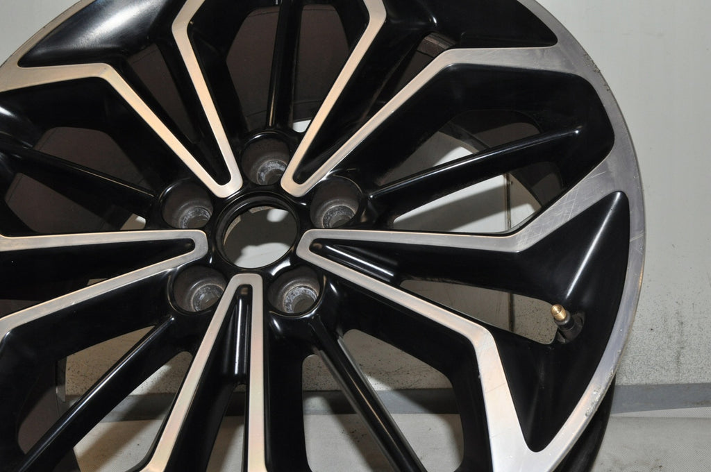 1x Alufelge 18 Zoll 8.0" 5x108 55ET X7C-1007-H1A Ford Focus Rim Wheel