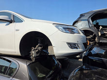 Load image into Gallery viewer, Frontscheinwerfer Opel Astra J Rechts Scheinwerfer Headlight SCH8422003308vr