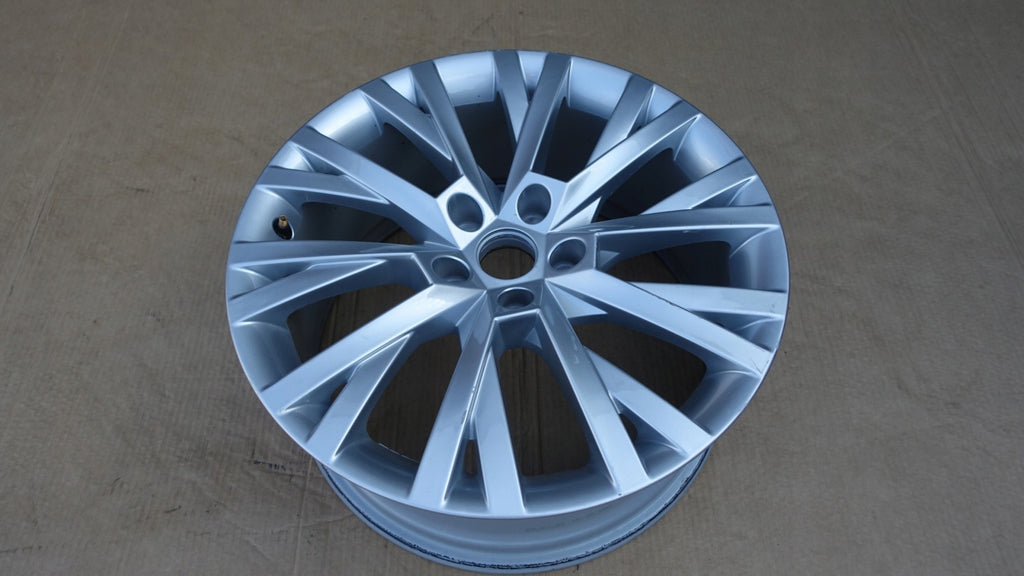 1x Alufelge 18 Zoll 8.0" 5x112 44ET Glanz Silber 3V0601025AN Skoda Rim Wheel FEL1779046508bq