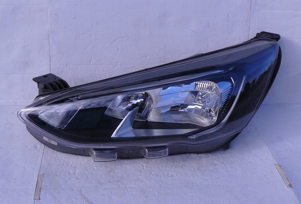 Frontscheinwerfer Ford Focus MX7B-13E015-CD LED Links Scheinwerfer Headlight