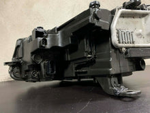 Load image into Gallery viewer, Frontscheinwerfer VW Caddy 2K8941036R Rechts Scheinwerfer Headlight SCH6182611455eu
