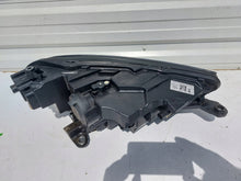 Laden Sie das Bild in den Galerie-Viewer, Frontscheinwerfer Skoda Fabia IV 6VB941015 LED Links Scheinwerfer Headlight SCH9436171484ir