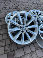 Laden Sie das Bild in den Galerie-Viewer, 4x Alufelge 17 Zoll 7.0" 5x112 40ET 3G0601025BP VW Passat B8 Beetle Touran FEL4896307476xa