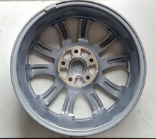 Load image into Gallery viewer, 1x Alufelge 17 Zoll 7.0" 5x114.3 47ET Glanz Grau 1KR7A Nissan I 1 Rim Wheel FEL3851107571kl