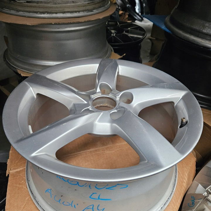 1x Alufelge 16 Zoll 7.5" 5x112 45ET Glanz 8K0601025CL Audi A4 B8 Rim Wheel FEL3297430392ls
