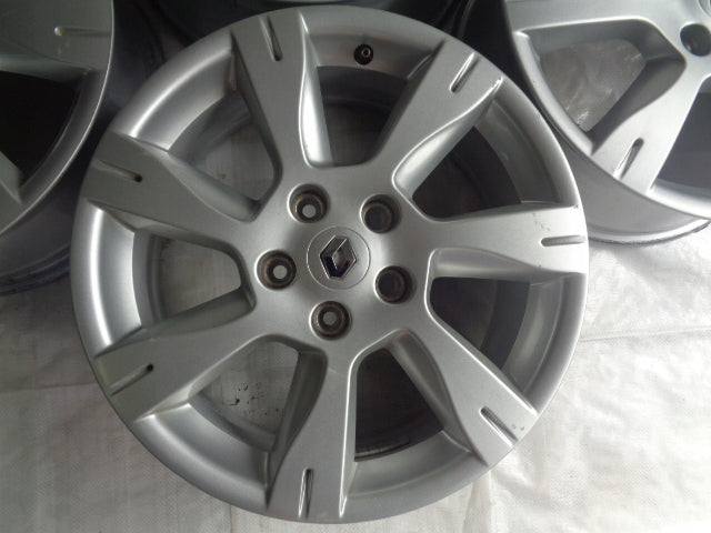 4x Alufelge 17 Zoll 7.0" 5x114.3 49ET 403000074R Renault Megane Rim Wheel FEL1388204384eo