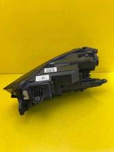 Load image into Gallery viewer, Frontscheinwerfer Skoda Superb I 3P1941016 LED Rechts Scheinwerfer Headlight SCH4048422855cm
