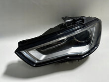 Laden Sie das Bild in den Galerie-Viewer, Frontscheinwerfer Audi A3 8V0941031 Xenon Links Scheinwerfer Headlight